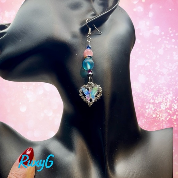 577. Pink & Blue Butterfly Heart Earrings - silver - Picture 4 of 6